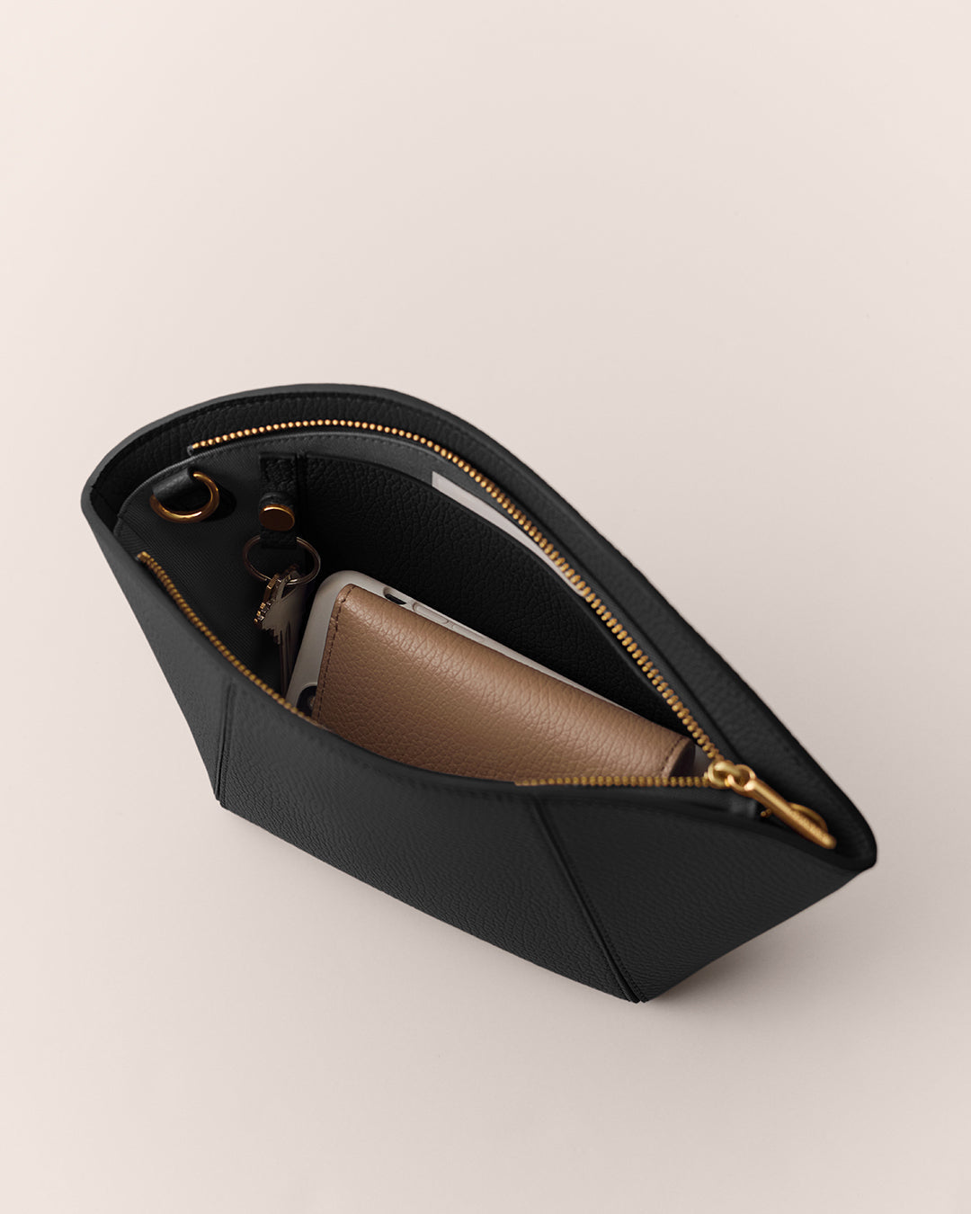 Forma Pouch
