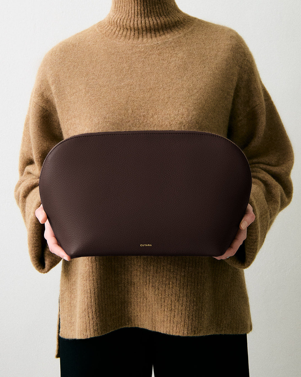 Voyager Travel Case
